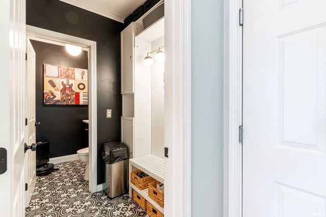 113 W Wayne St Apt 402, Fort Wayne, IN 46802