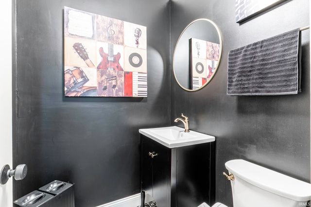 113 W Wayne St Apt 402, Fort Wayne, IN 46802