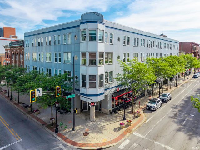 113 W Wayne St Apt 402, Fort Wayne, IN 46802
