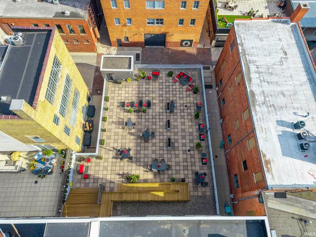 113 W Wayne St Apt 402, Fort Wayne, IN 46802