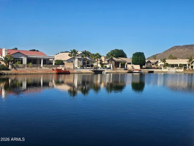 5335 W ROSE GARDEN Lane, Glendale, AZ 85308