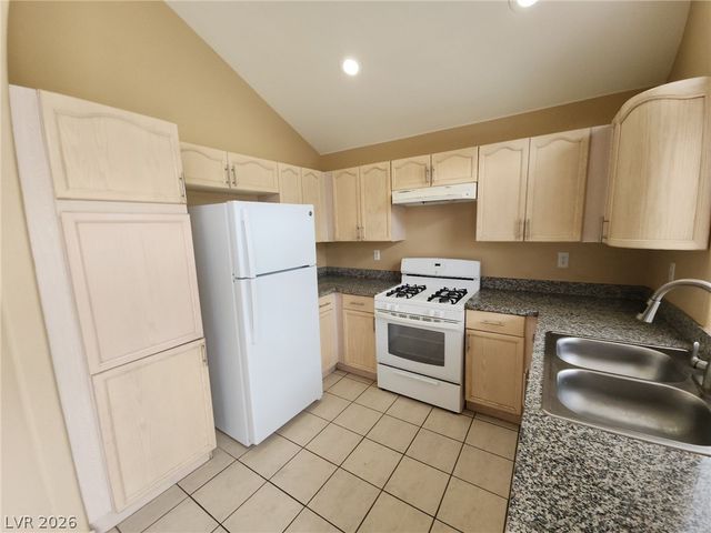 7978 Embarcadero Avenue, Las Vegas, NV 89129