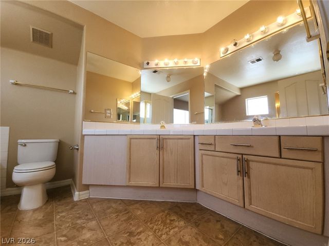 7978 Embarcadero Avenue, Las Vegas, NV 89129