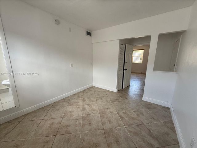 7720 Byron Ave 4, Miami Beach, FL 33141