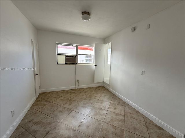 7720 Byron Ave 4, Miami Beach, FL 33141