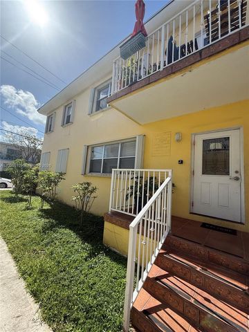 7720 Byron Ave 4, Miami Beach, FL 33141