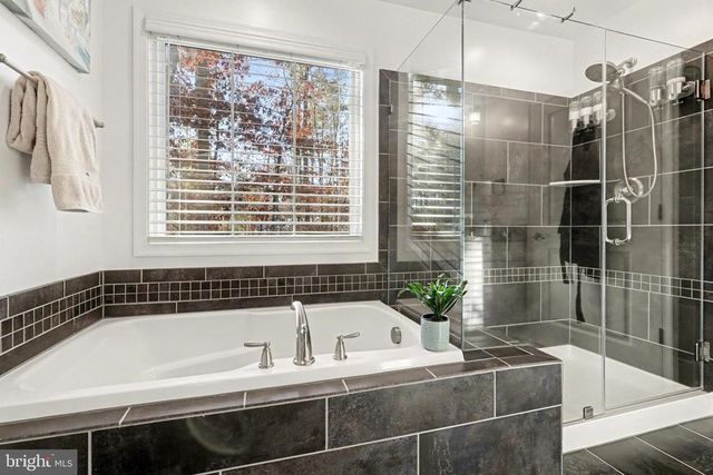 11514 LIGHT LN, Spotsylvania, VA 22551