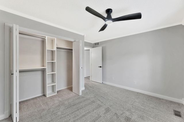 1323 N Montana St, Derby, KS 67037