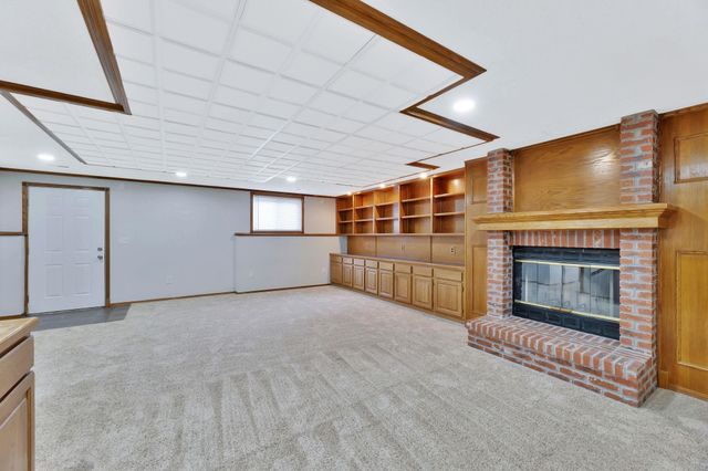 1323 N Montana St, Derby, KS 67037