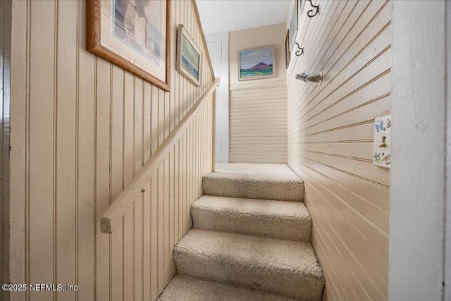 517 BEACH Avenue, Atlantic Beach, FL 32233