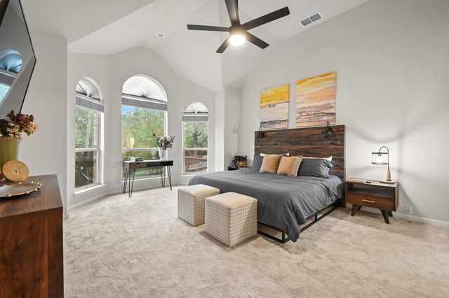 10512 Thoroughbred DR, Austin, TX 78748
