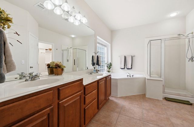 10512 Thoroughbred DR, Austin, TX 78748