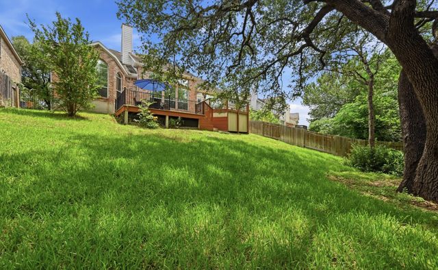 10512 Thoroughbred DR, Austin, TX 78748