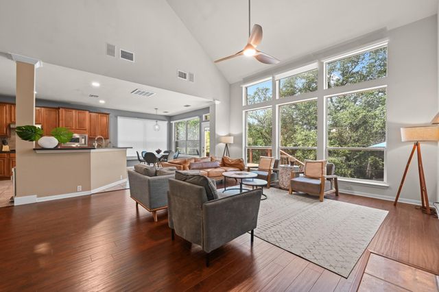 10512 Thoroughbred DR, Austin, TX 78748