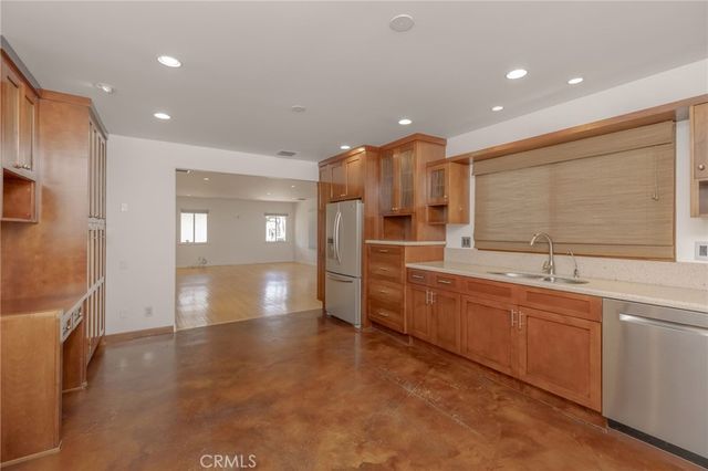 709 Avenue D, Redondo Beach, CA 90277