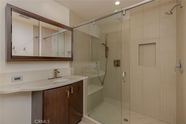 709 Avenue D, Redondo Beach, CA 90277
