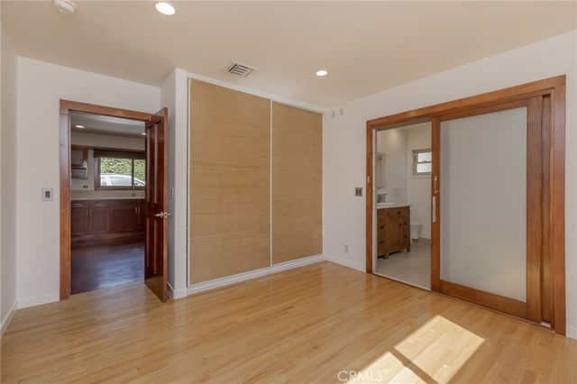 709 Avenue D, Redondo Beach, CA 90277