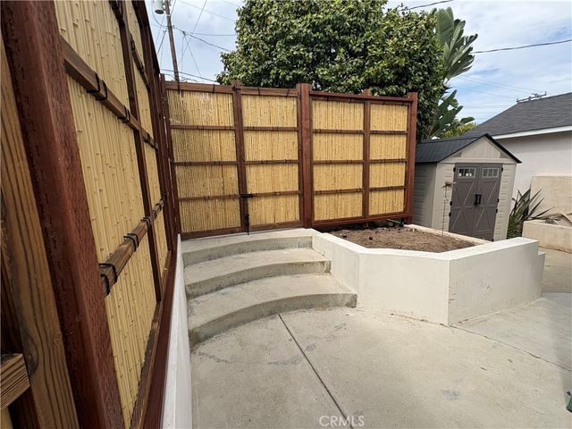 709 Avenue D, Redondo Beach, CA 90277
