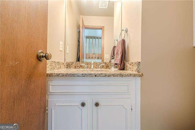 834 Lake Arrowhead Drive, Waleska, GA 30183
