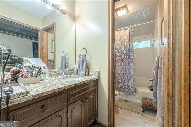 834 Lake Arrowhead Drive, Waleska, GA 30183