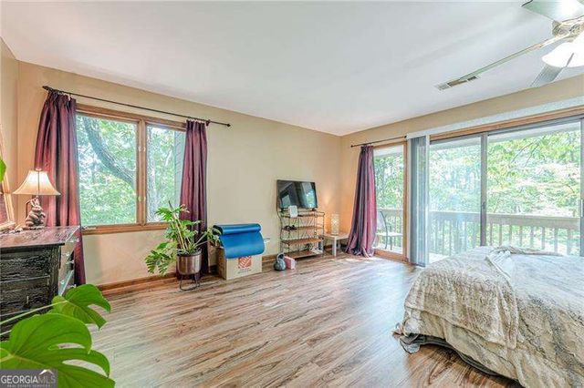 834 Lake Arrowhead Drive, Waleska, GA 30183