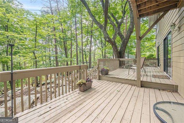 834 Lake Arrowhead Drive, Waleska, GA 30183