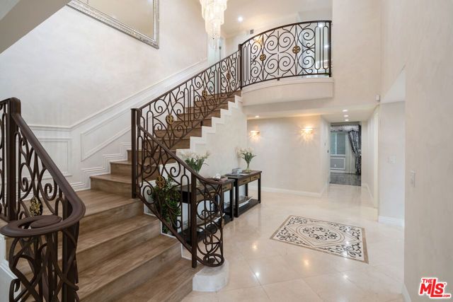 22711 MARGARITA Drive, Woodland Hills (los Angeles), CA 91364