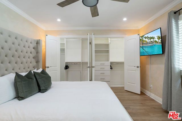 22711 MARGARITA Drive, Woodland Hills (los Angeles), CA 91364