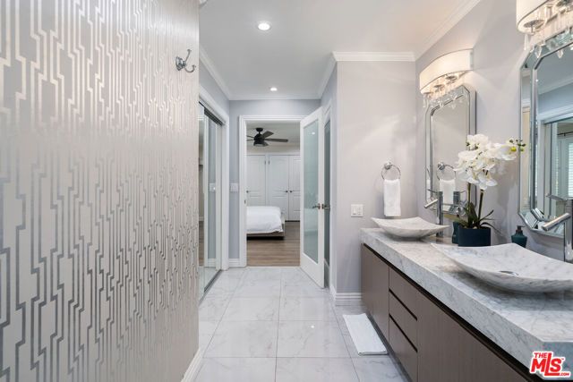 22711 MARGARITA Drive, Woodland Hills (los Angeles), CA 91364