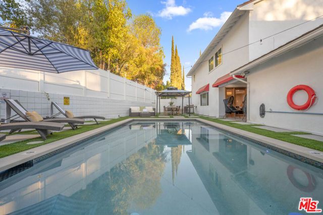 22711 MARGARITA Drive, Woodland Hills (los Angeles), CA 91364