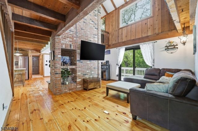 35 Mockingbird, Allamuchy Twp., NJ 07840