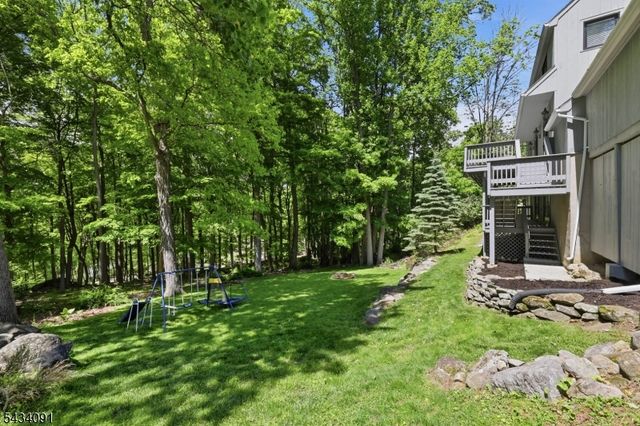 35 Mockingbird, Allamuchy Twp., NJ 07840