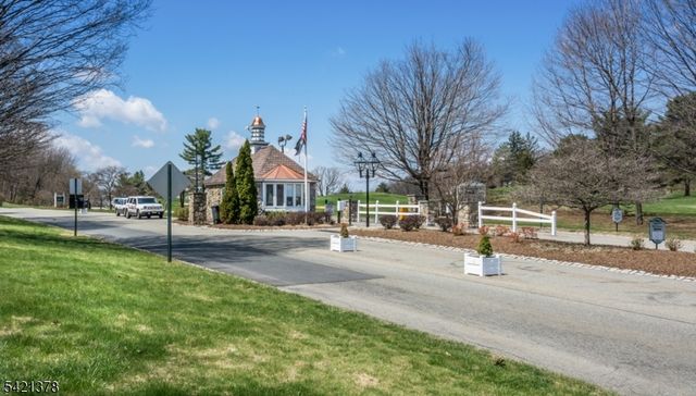 35 Mockingbird, Allamuchy Twp., NJ 07840