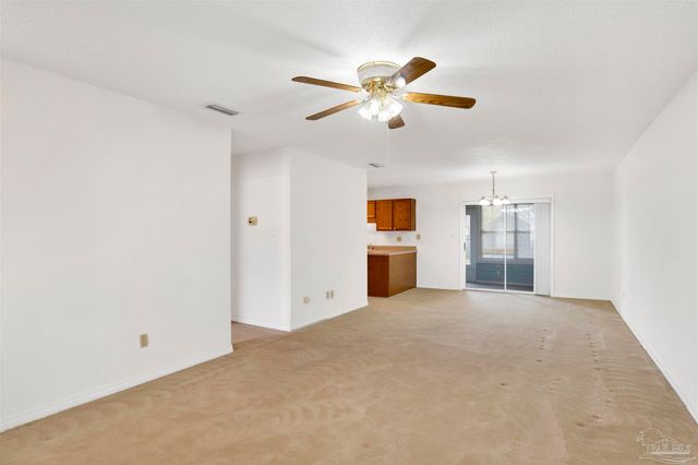 7800 Homestead Ln A, Pensacola, FL 32526