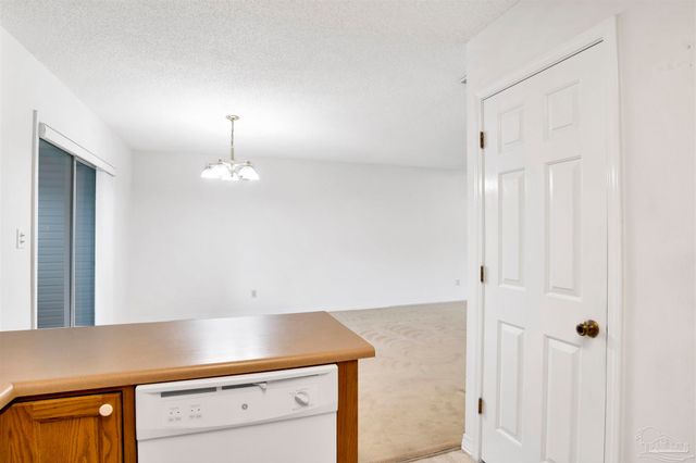 7800 Homestead Ln A, Pensacola, FL 32526