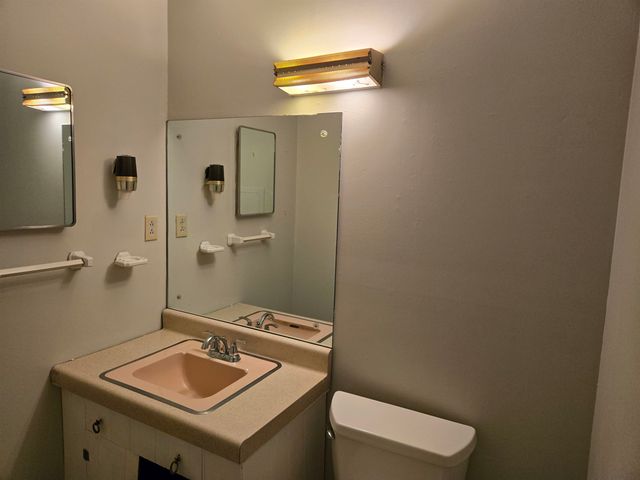 2386 BRIDGEPORT DR, Memphis, TN 38114