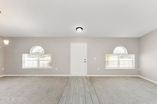 11958 IRON CREEK Road, Jacksonville, FL 32218