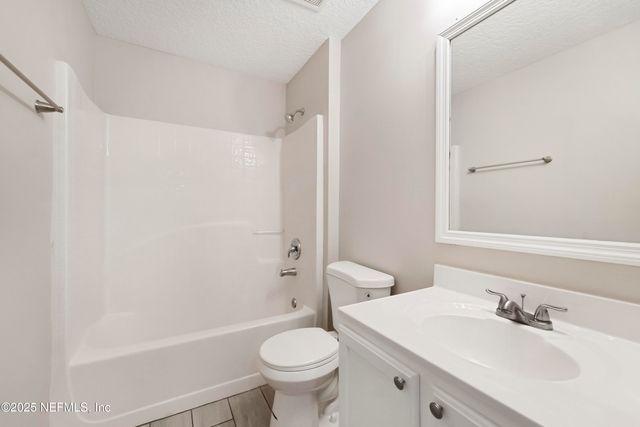 11958 IRON CREEK Road, Jacksonville, FL 32218