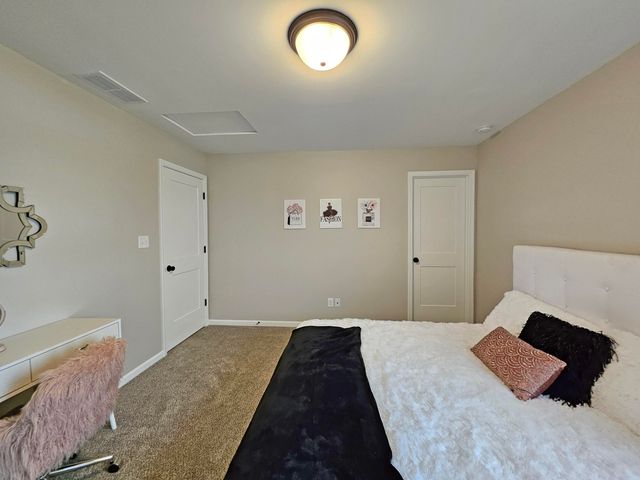 5104 Southview Drive, Lowell, IN 46356