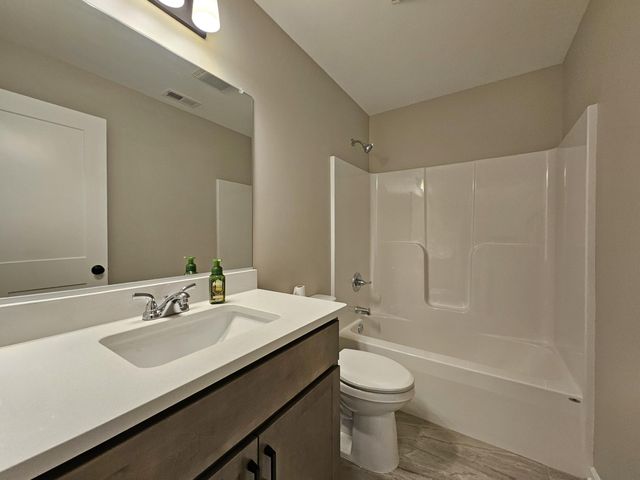 5104 Southview Drive, Lowell, IN 46356