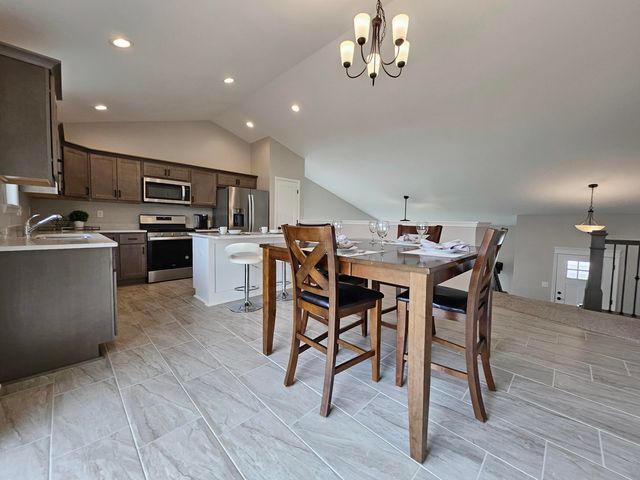 5104 Southview Drive, Lowell, IN 46356