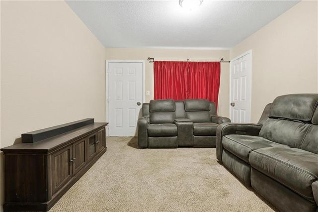 1505-7 N 63 Terrace, Kansas City, KS 66102