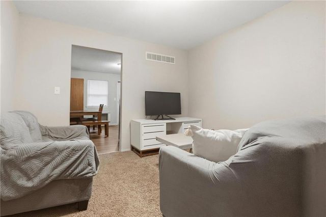 1505-7 N 63 Terrace, Kansas City, KS 66102