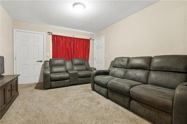 1505-7 N 63 Terrace, Kansas City, KS 66102