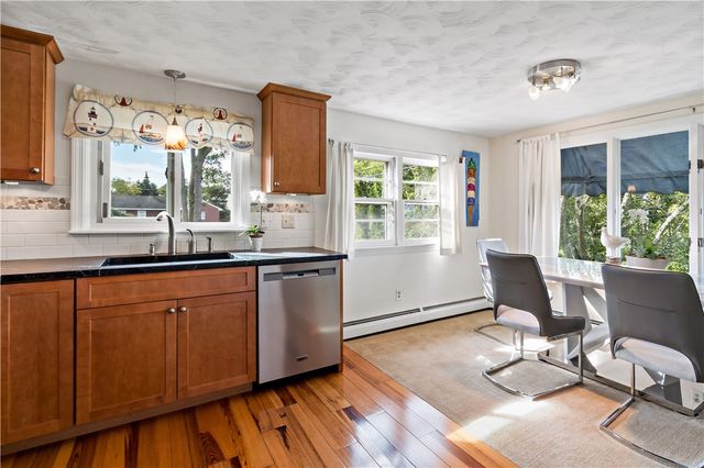 975 Anthony Road, Portsmouth, RI 02871