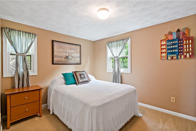 975 Anthony Road, Portsmouth, RI 02871