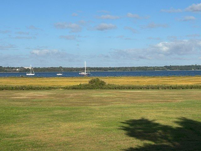 975 Anthony Road, Portsmouth, RI 02871