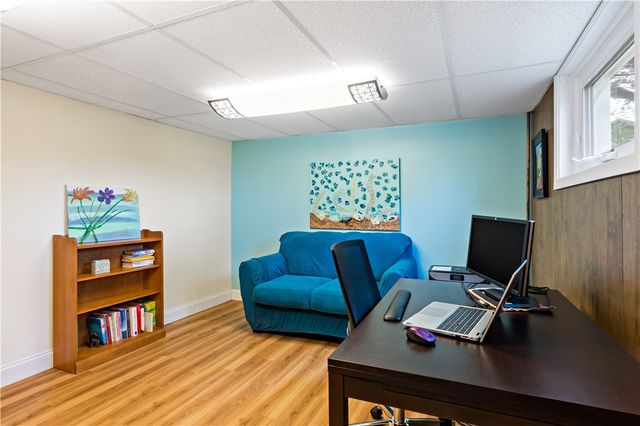 975 Anthony Road, Portsmouth, RI 02871