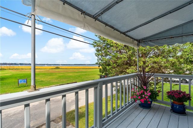 975 Anthony Road, Portsmouth, RI 02871