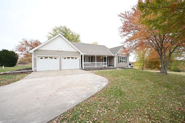 22745 S king Road, Weston, MO 64098